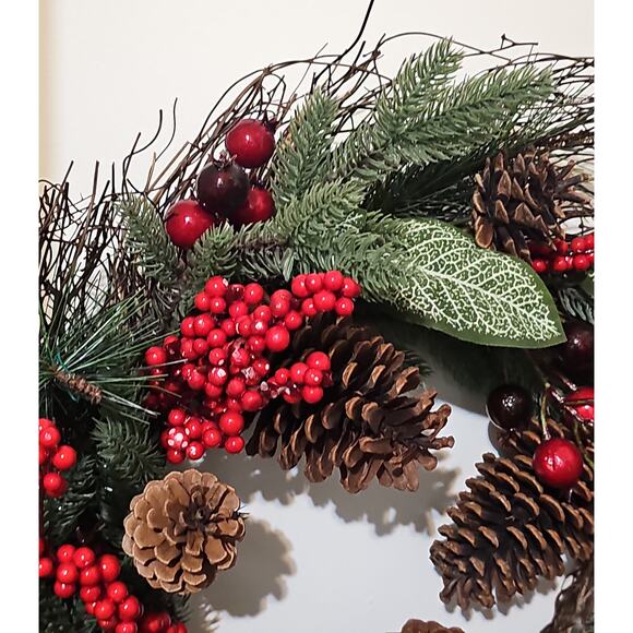 Traditional Christmas Wreath Artificial Ralph Lauren Front Door Pinecone Berries - Picture 5 of 15